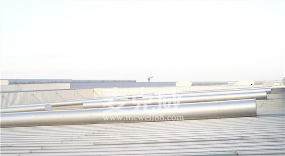 安裝通風(fēng)天窗 安裝通風(fēng)天窗