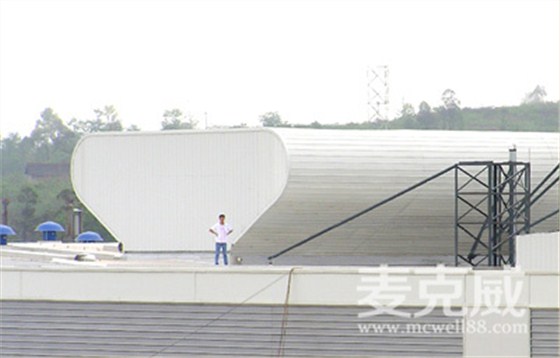 MCW5型成品通風天窗(暗扣式) MCW5型成品通風天窗(暗扣式)