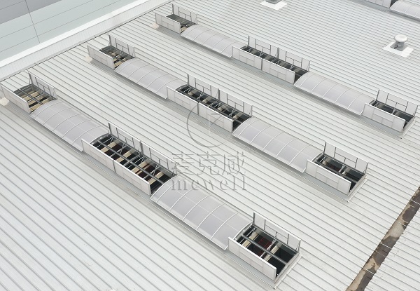 谷城吉利硅谷項目—湖北三角型電動排煙天窗+圓拱型固定式采光天窗